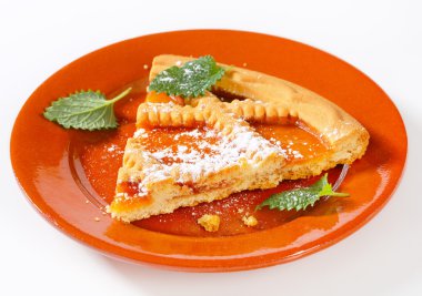 kafes kayısı tart zirveye yerleşti.