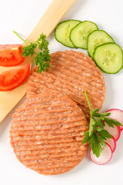 Rohe Burger-Patties — Stockfoto