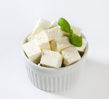 doğranmış beyaz peynir