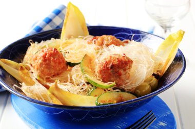 köfte noodles selofan