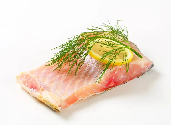 Raw carp fillet — Stock Photo, Image