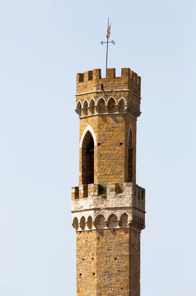 Tower of Palazzo dei Priori, Volterra — Stock Photo, Image