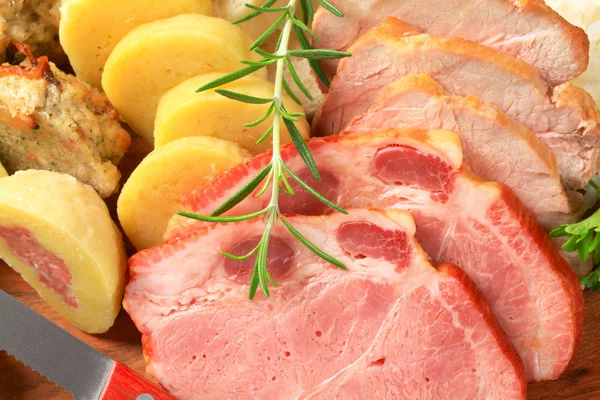 Carne de porco fumada e torrada — Fotografia de Stock
