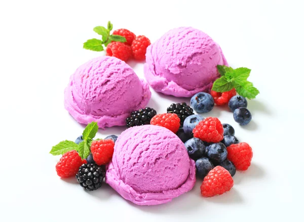 Triple berry fruit ice cream — Stock Photo, Image