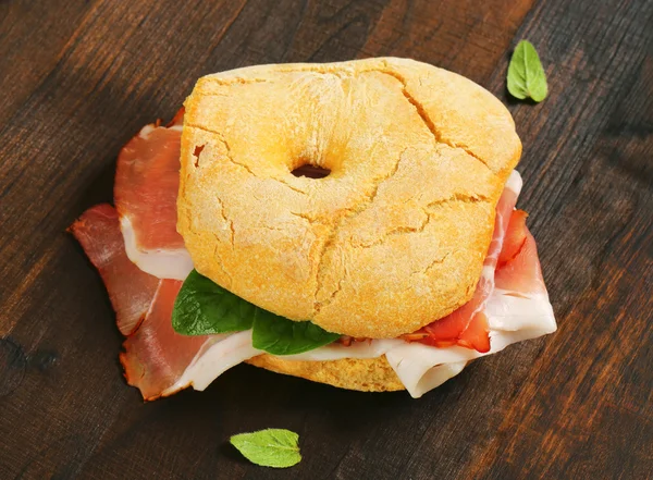 Dry-cured ham sandwich — Stock Photo, Image