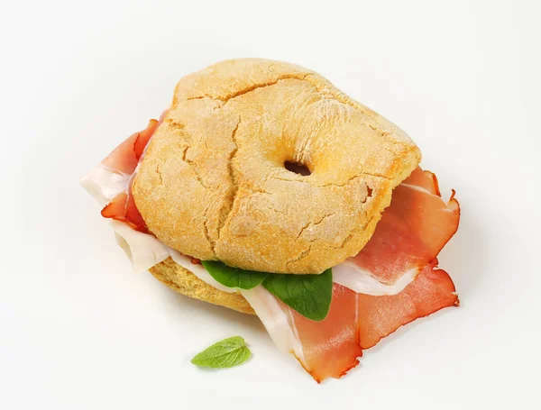 Dry-cured ham sandwich — Stock Photo, Image