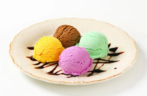 Assorted ice cream — Stock Photo, Image