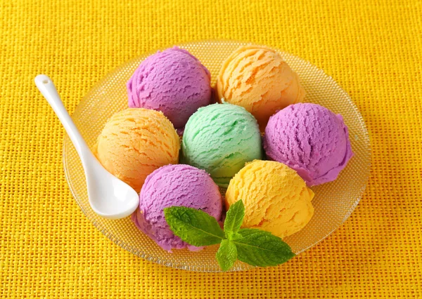 Assorted ice cream — Stock Photo, Image