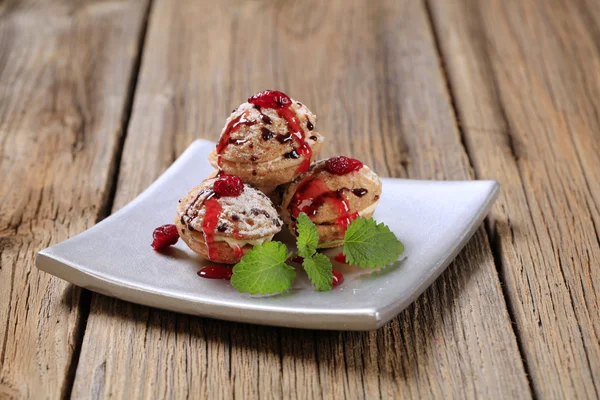 Walnut cookies — Stock Photo, Image