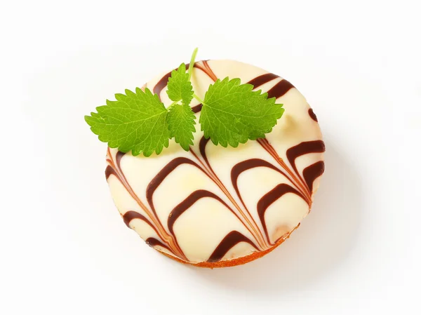 艶をかけられたミニケーキ — ストック写真