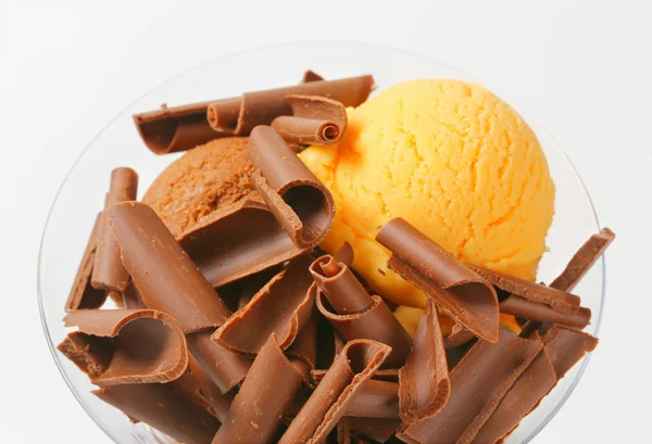 Ice cream with chocolate curls Royalty Free Stock Images