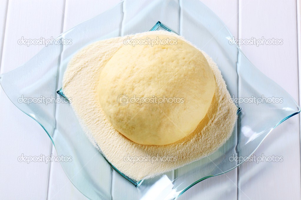Raw yeast dough