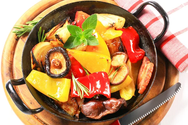 Pan fried vegetables — Stock Photo, Image