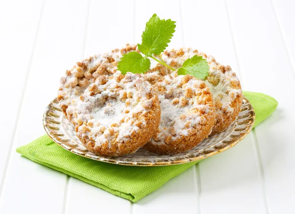 Small apple crumble cakes — Stock Photo, Image