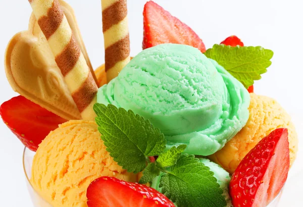 Мороженое с мороженым — стоковое фото