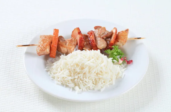 Vepřový špíz s rýží — Stock fotografie
