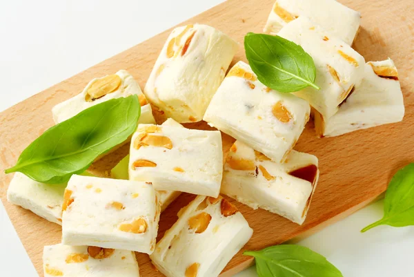 Cubi di torrone morbidi bianchi — Foto Stock