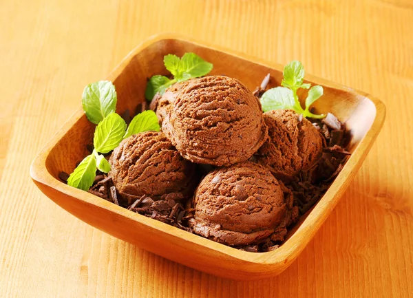 Scoops of chocolate ice cream — Stock Photo, Image