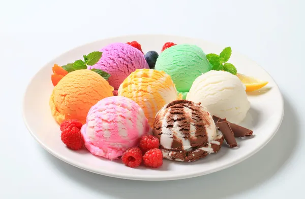 Assorted ice cream — Stock Photo, Image