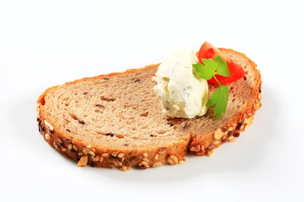 Chléb a sýrová pomazánka — Stock fotografie