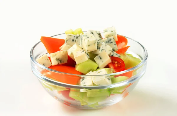Insalata di verdure con formaggio blu — Foto Stock