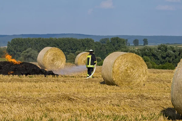 Stroh brennt — Stockfoto