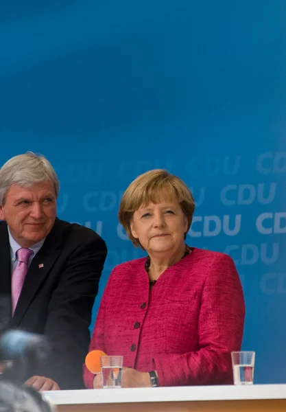 Angela merkel i volker bouffier — Zdjęcie stockowe