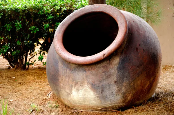 Big Ceramic Pot — Stock Photo, Image