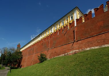 Rusya Moskova kremlin çevreleyen kremlin duvarı