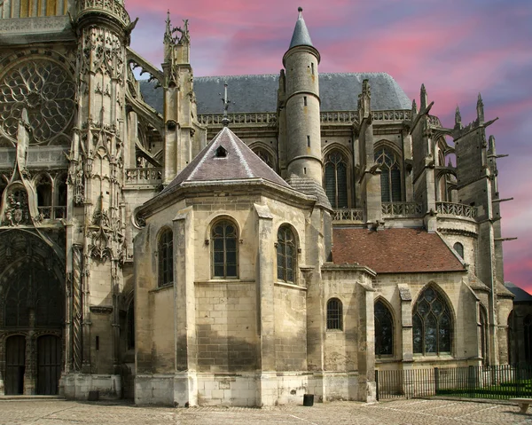 Kathedrale (notre dame) von senlis, oise, picardy, franz — Stockfoto
