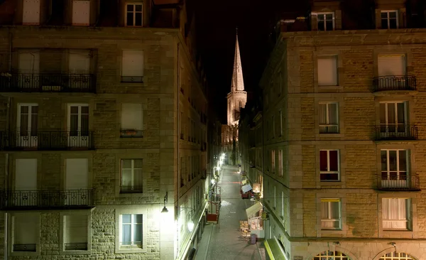 在晚上 — — 法国圣马洛 — 图库照片