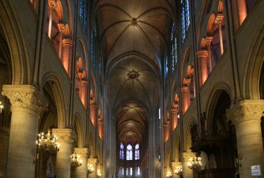 iç notre Dame de paris, Fransa