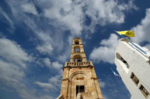 Igreja de Lindos, cidade na ilha de Rodes, Grécia — Fotografia de Stock