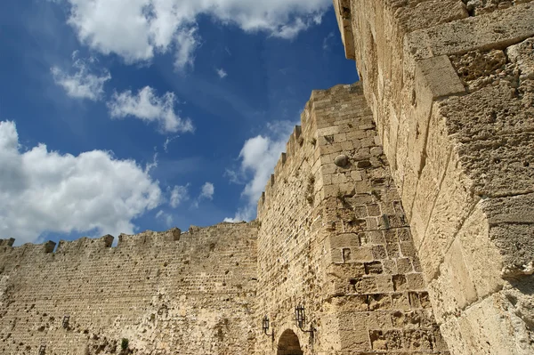 Murallas medievales en Rodas, Grecia — Foto de Stock