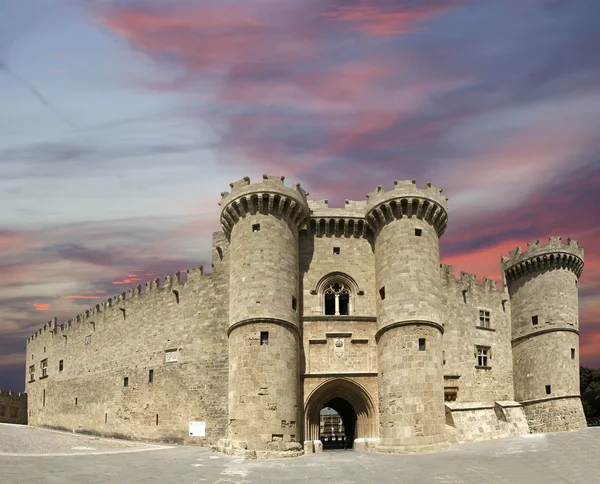Rhodes Medieval Knights Castle (Palace), panoramic view, Greece — Stock Photo, Image