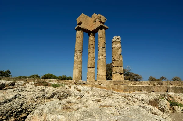 阿波罗庙在罗得岛，希腊的雅典卫城 — 图库照片