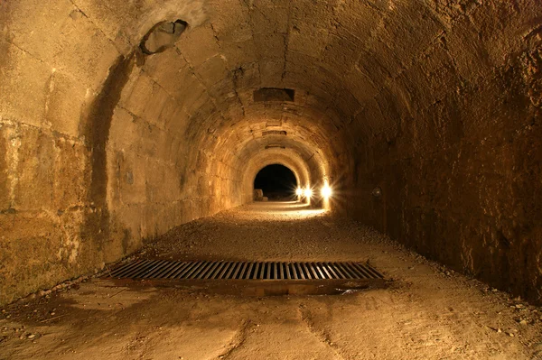 Ortaçağ surları rhodes Town (gece), Yunanistan — Stok fotoğraf