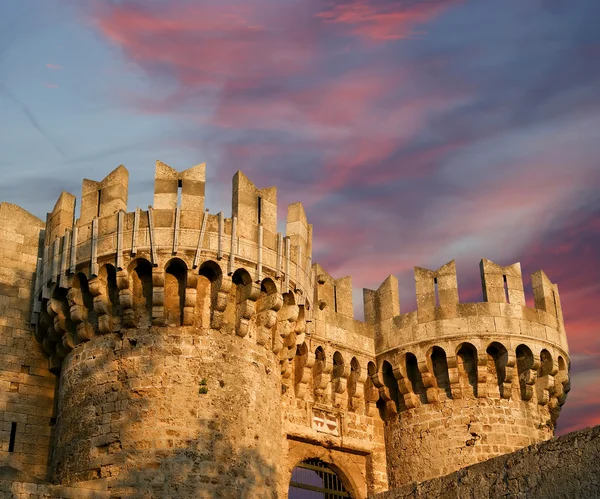 Rhodos medeltida riddare castle (palatset), Grekland — Stockfoto