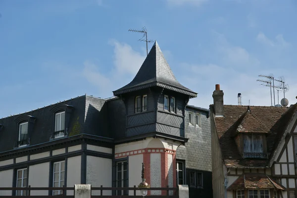 Typický dům v deauville (Normandie, Francie) — Stock fotografie