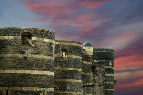 Extérieur du château d'Angers la nuit, ville d'Angers, France — Photo