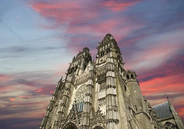 Catedral gótica de São Gatien — Fotografia de Stock