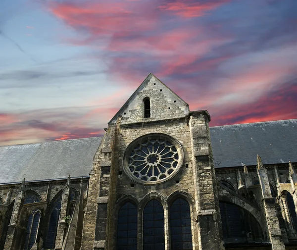 El barrio medieval de la ciudad Tours, Francia — Foto de Stock