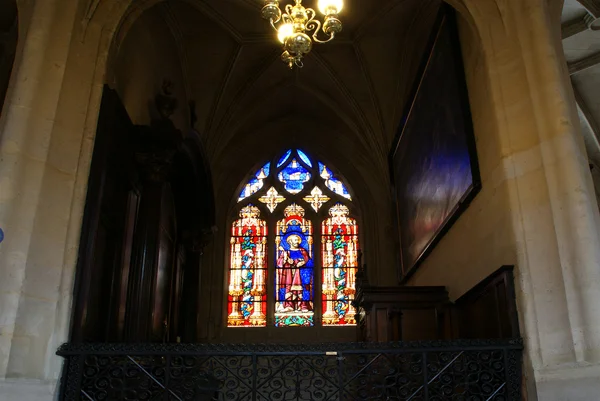 ステンド グラスの窓サン ジェルマン l'Auxerrois 教会 — ストック写真