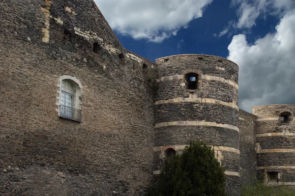 Esterno del Castello di Angers di notte, città di Angers, Francia — Foto Stock