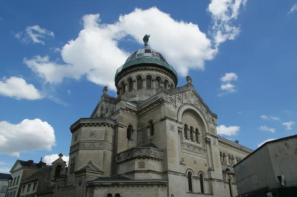 Basilika Saint-Martin, Besichtigungen, Frankreich — Stockfoto