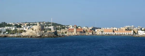 View of the medieval town of Rhodes from the sea — Stock Photo, Image