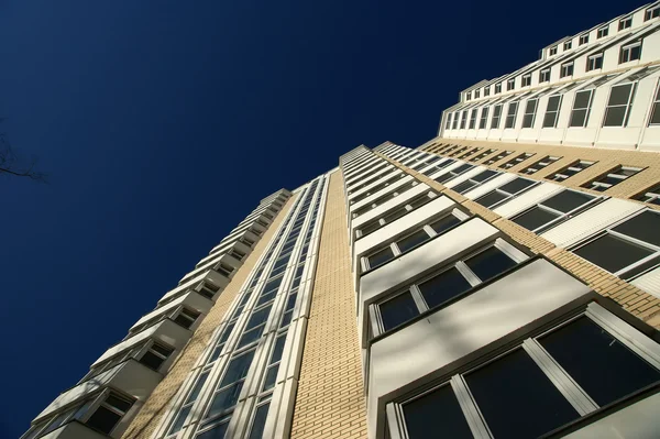 현대 주거 고층 건물 — 스톡 사진
