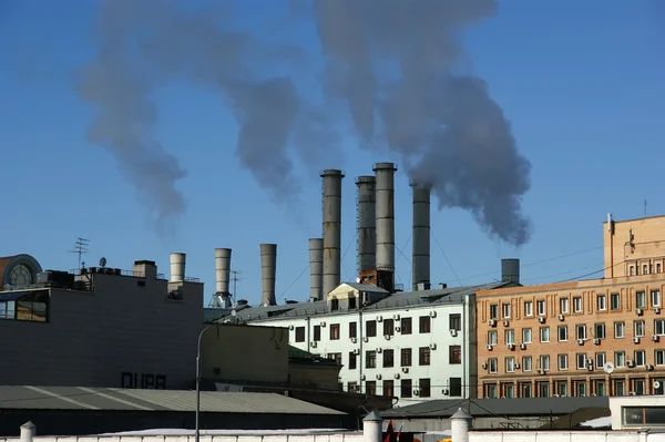 Rör av koleldning kraftverk. — Stockfoto