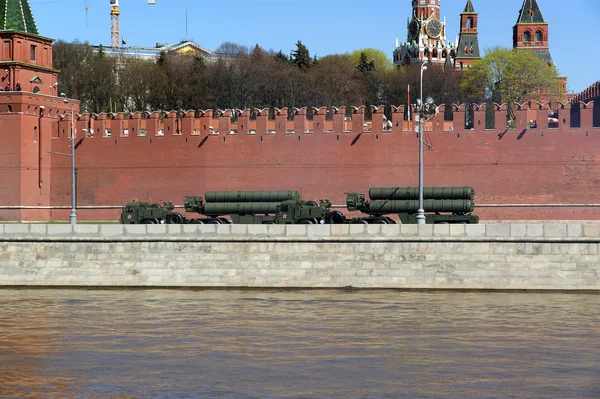 Russian weapons. Rehearsal of military parade near the Kremlin — Stock Photo, Image