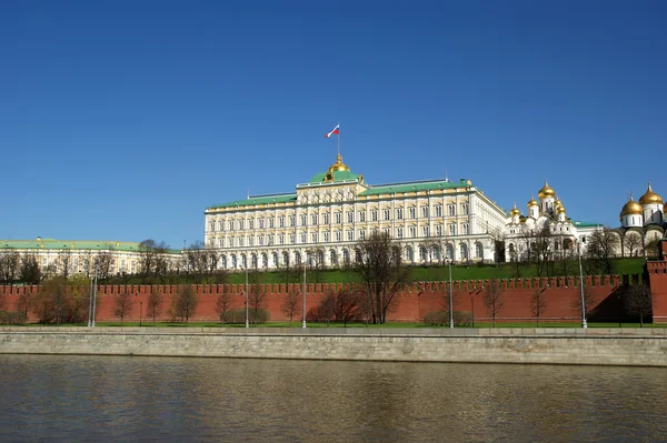 Московський кремль сонячний день, Росія — стокове фото